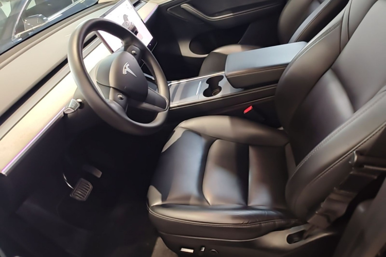 Tesla Model Y 2023 #22 Tesla Model Y 2023 car image #22