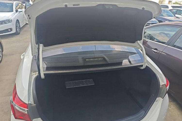 Toyota Corolla 2019 car image #19