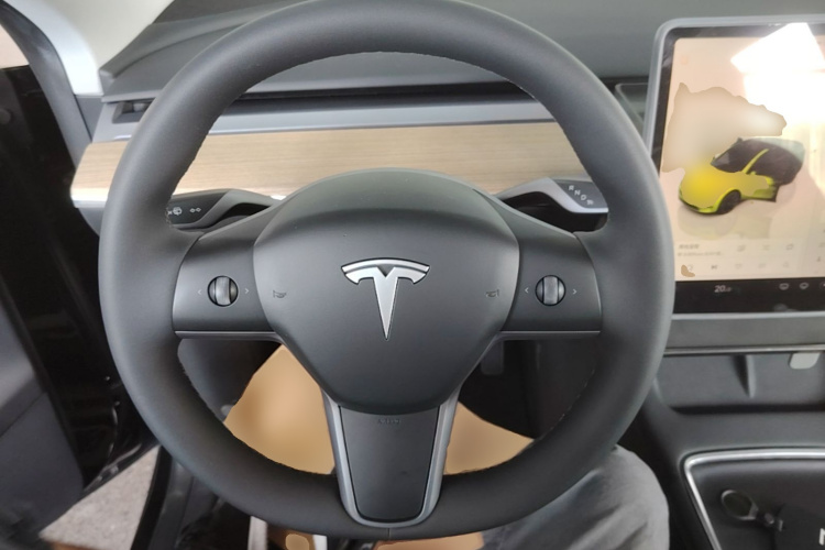 Tesla Model Y 2022 #11 Tesla Model Y 2022 car image #11
