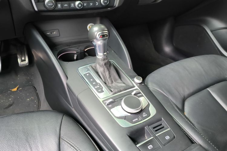 Audi A3 2018 #14 Audi A3 2018 car image #14