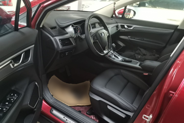 GEELY Emgrand GS 2019 car image #16