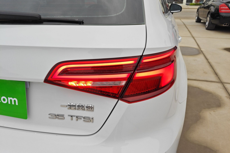 奥迪 奥迪A3 2018 汽车图片 #8