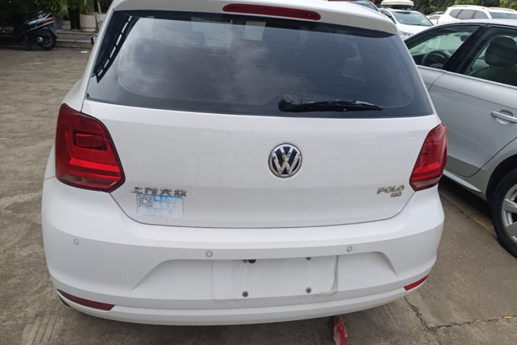 Volkswagen Polo 2017 car image #6