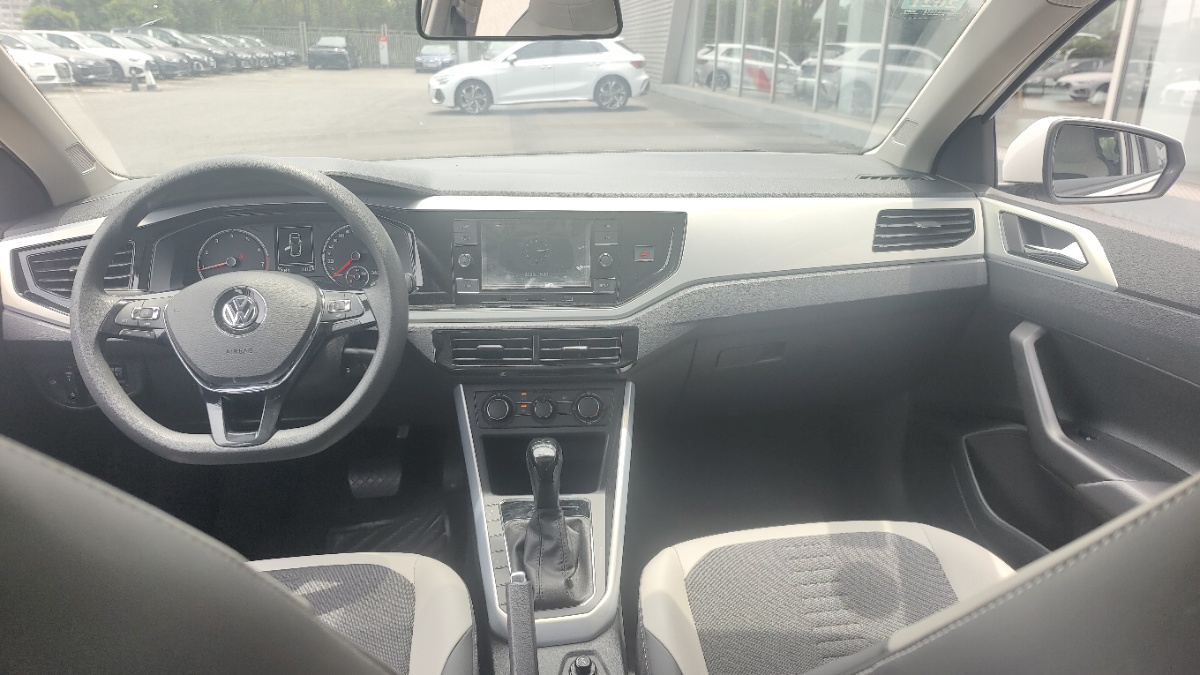 Volkswagen Polo 2019 car image #5