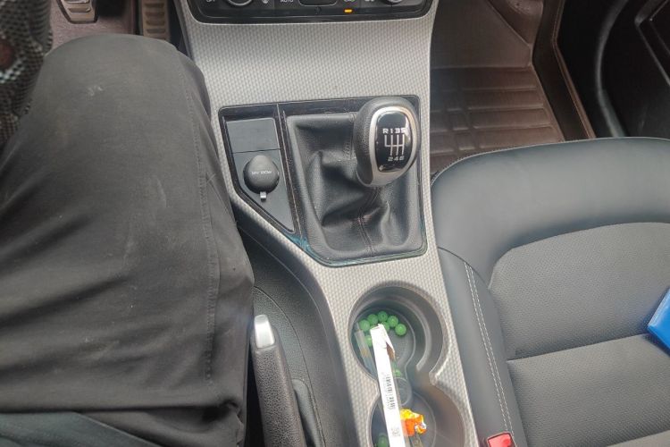 GEELY Emgrand GS 2017 car image #18