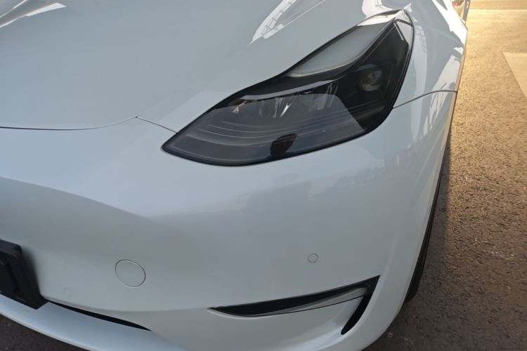 Tesla Model Y 2022 #23 Tesla Model Y 2022 car image #23