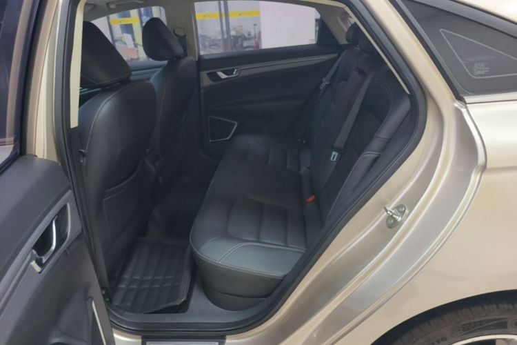 GEELY Emgrand GL 2018 #17 GEELY Emgrand GL 2018 صورة سيارة #17