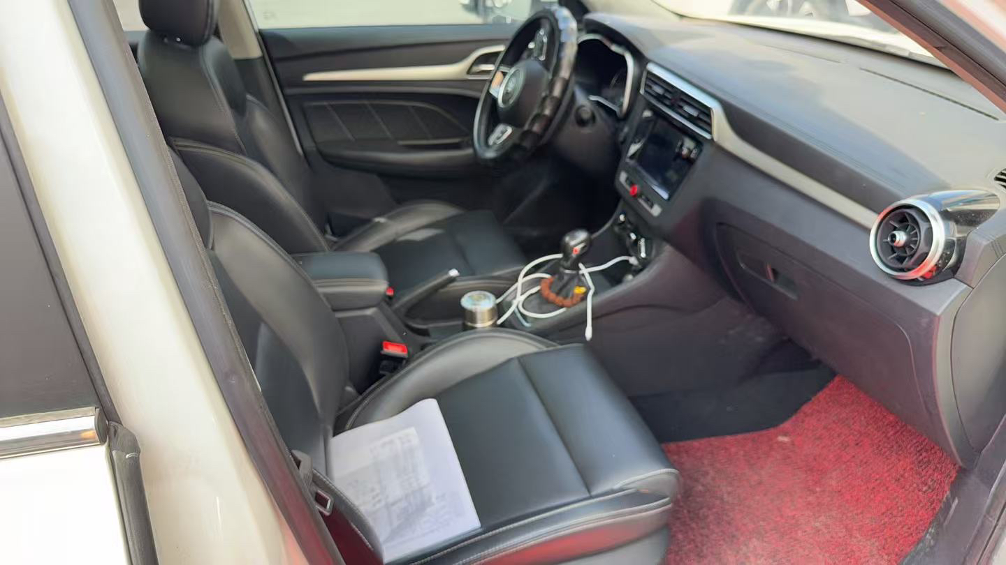 MG ZS 2019 car image #4