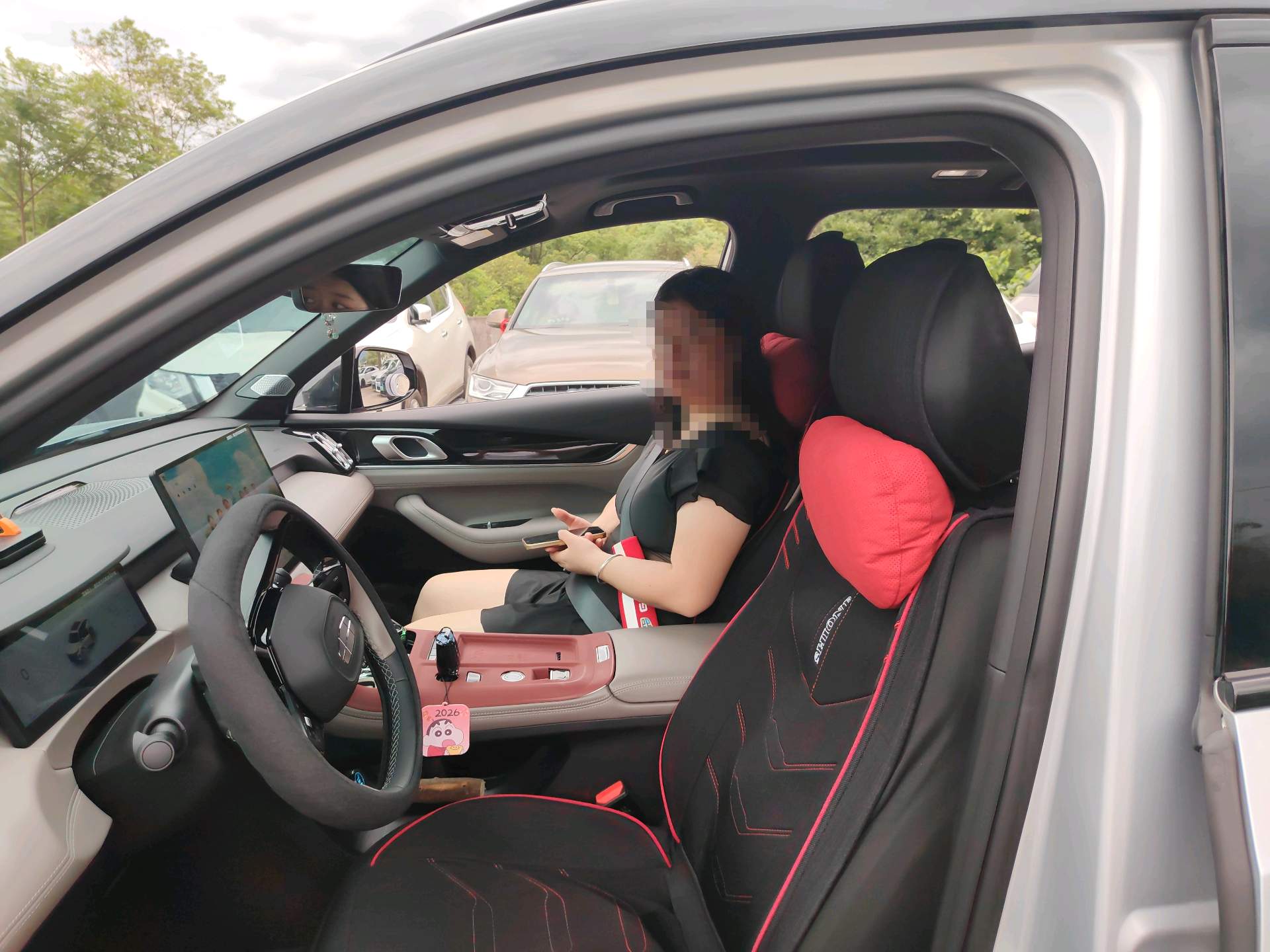 GEELY Boyue L 2025 car image #4