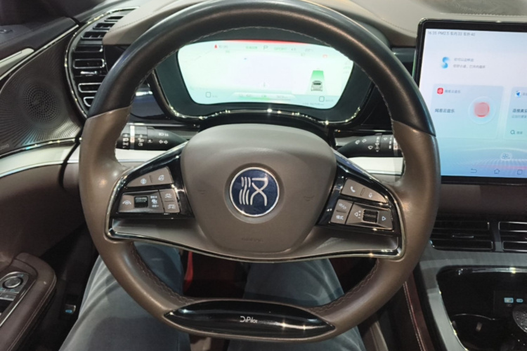 BYD Han 2023 immagine di auto #11