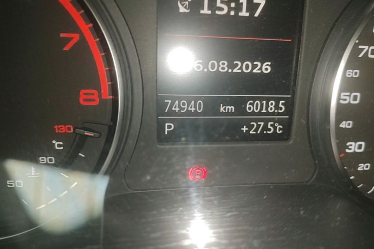 Audi A3 2015 car image #14