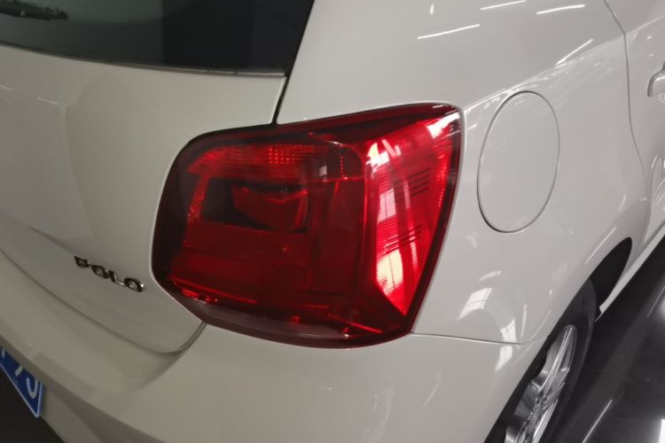 Volkswagen Polo 2015 #8 Volkswagen Polo 2015 car image #8