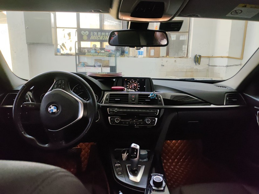 BMW 3 Series 2017 #6 BMW 3 Series 2017 car image #6
