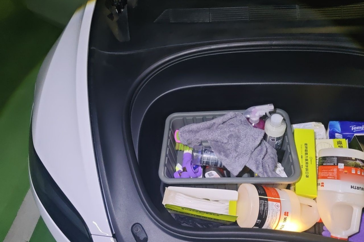 Tesla Model 3 2024 car image #23
