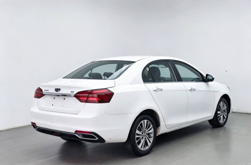 GEELY Emgrand 2018 #2 GEELY Emgrand 2018 car image #2