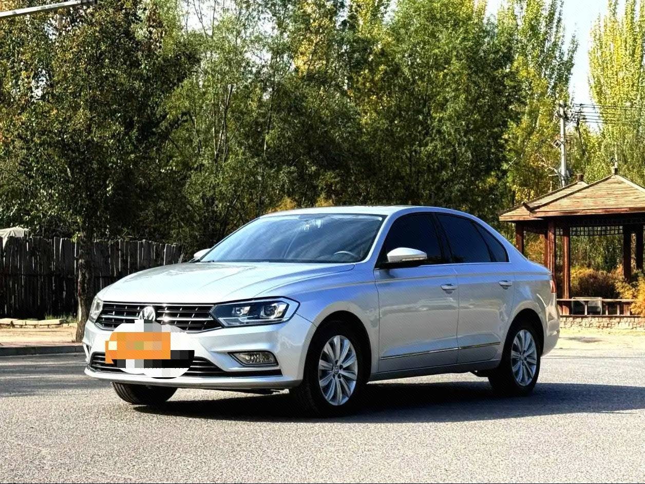 Volkswagen Bora 2019 immagine di auto 