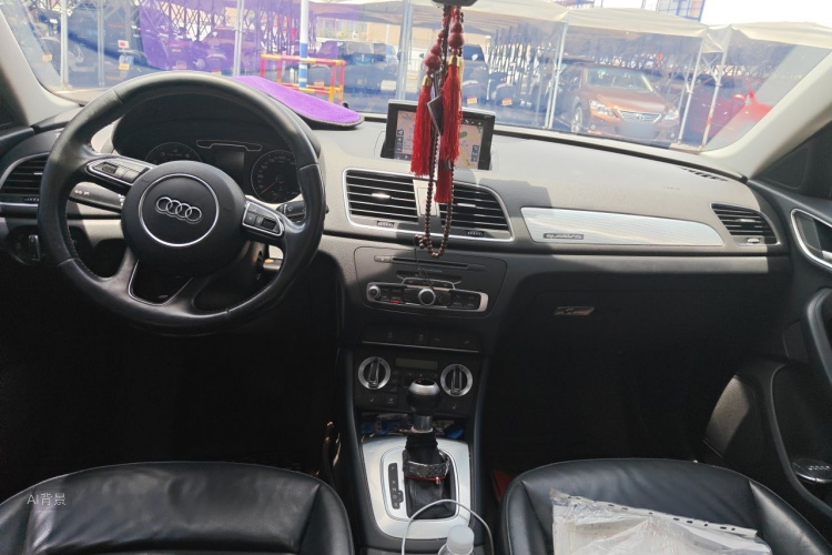 Audi Q3 2016 #11 Audi Q3 2016 car image #11