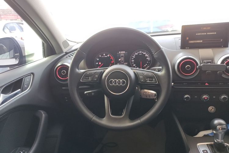 Audi A3 2017 car image #11