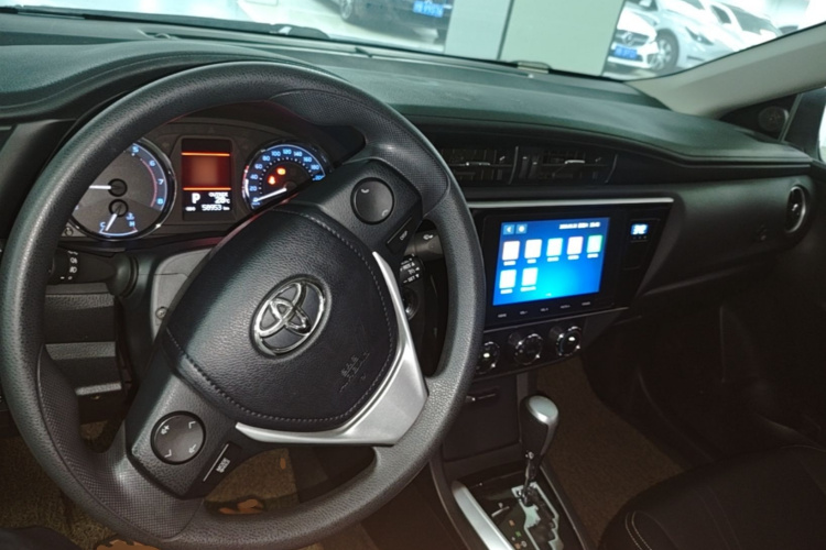 Toyota Corolla 2019 car image #10