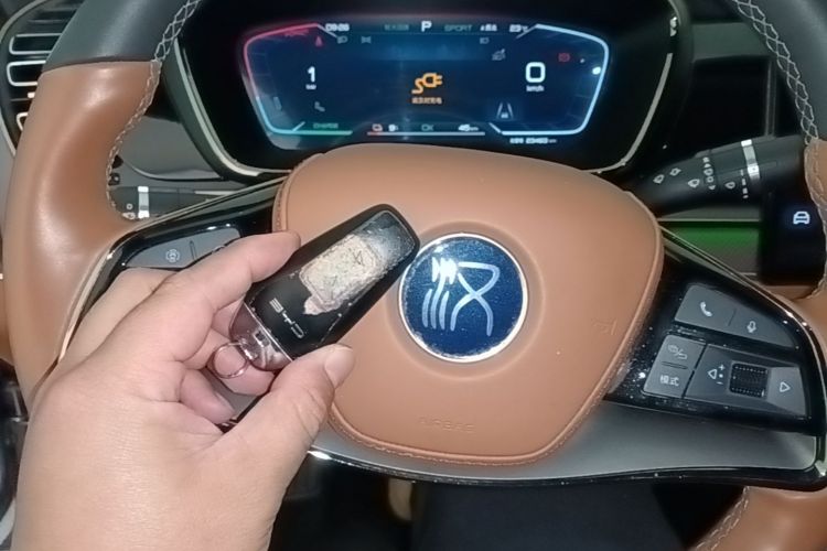 BYD Han 2022 car image #9