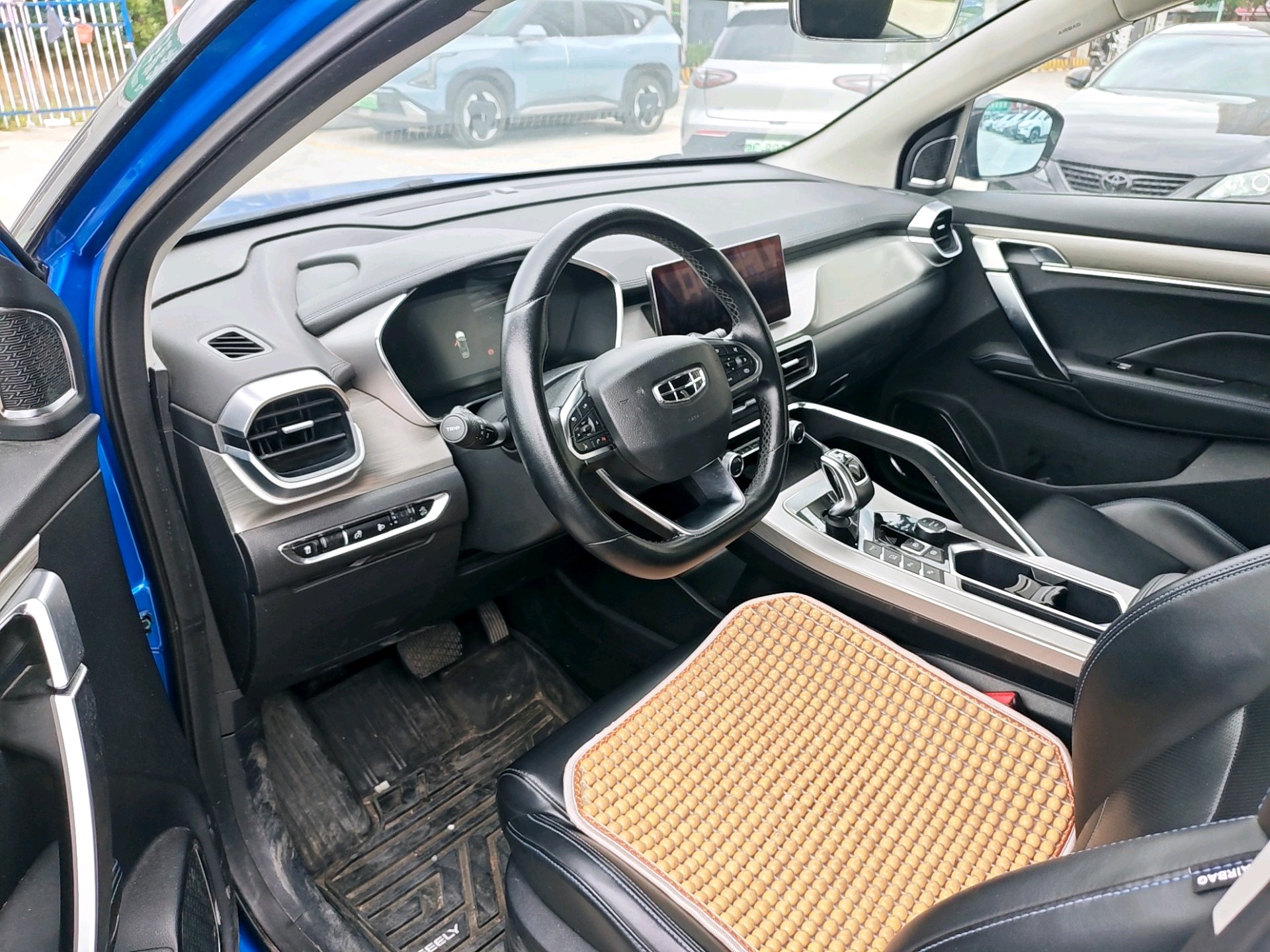 GEELY Coolray New Energy 2019 car image #2