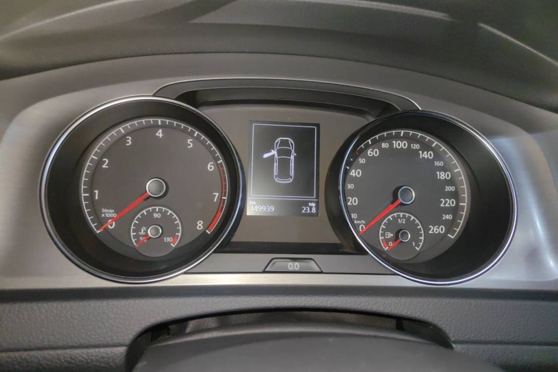 Volkswagen Golf 2015 car image #24