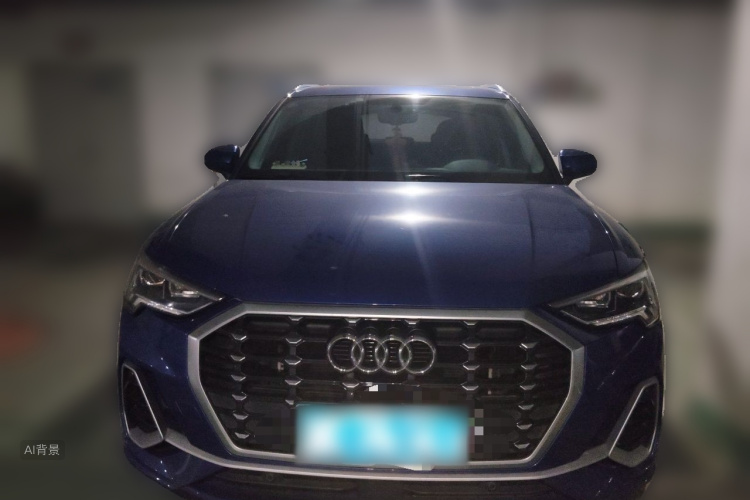 Audi Q3 2021 car image #3