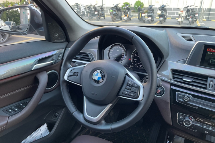 BMW X1 2019 #17 BMW X1 2019 car image #17