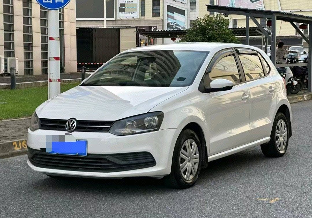 Volkswagen Polo 2016 Volkswagen Polo 2016 car image