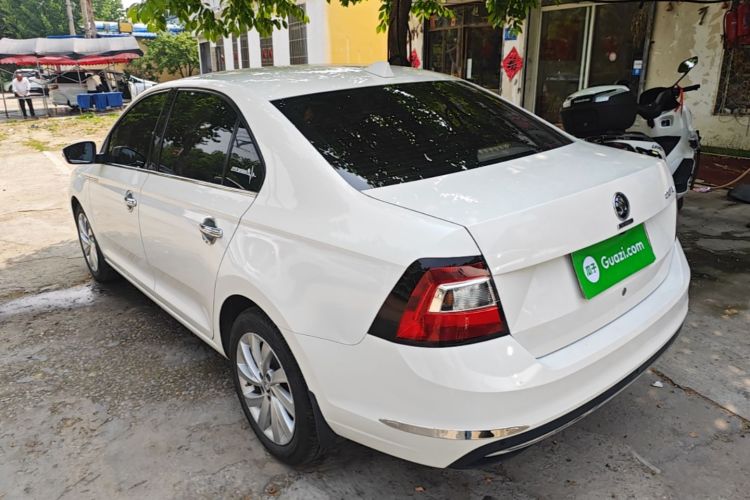 Skoda Rapid 2018 #5 Skoda Rapid 2018 image de voiture #5