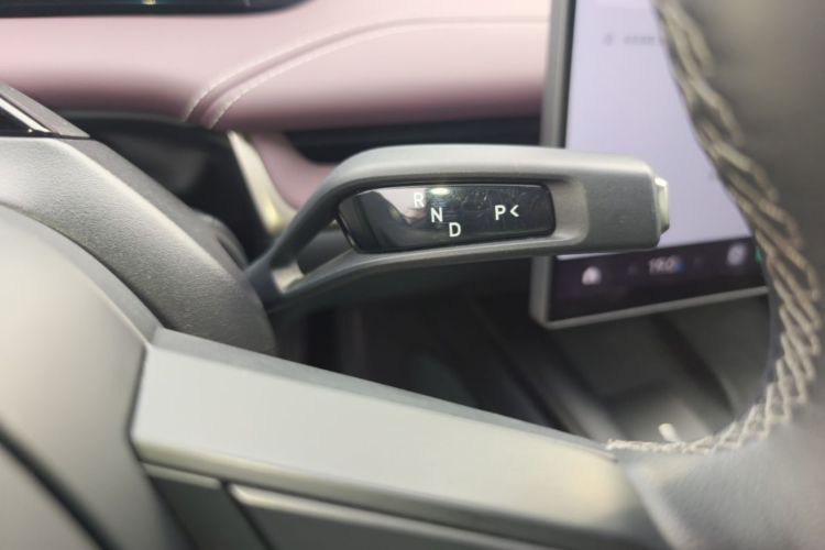 MI SU7 2025 car image #14