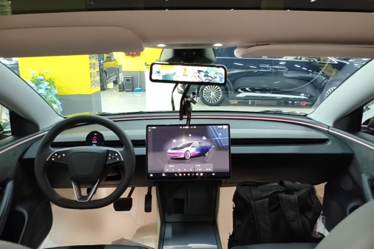 Tesla Model 3 2023 #10 Tesla Model 3 2023 car image #10