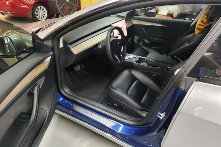 Tesla Model 3 2023 #16 Tesla Model 3 2023 car image #16