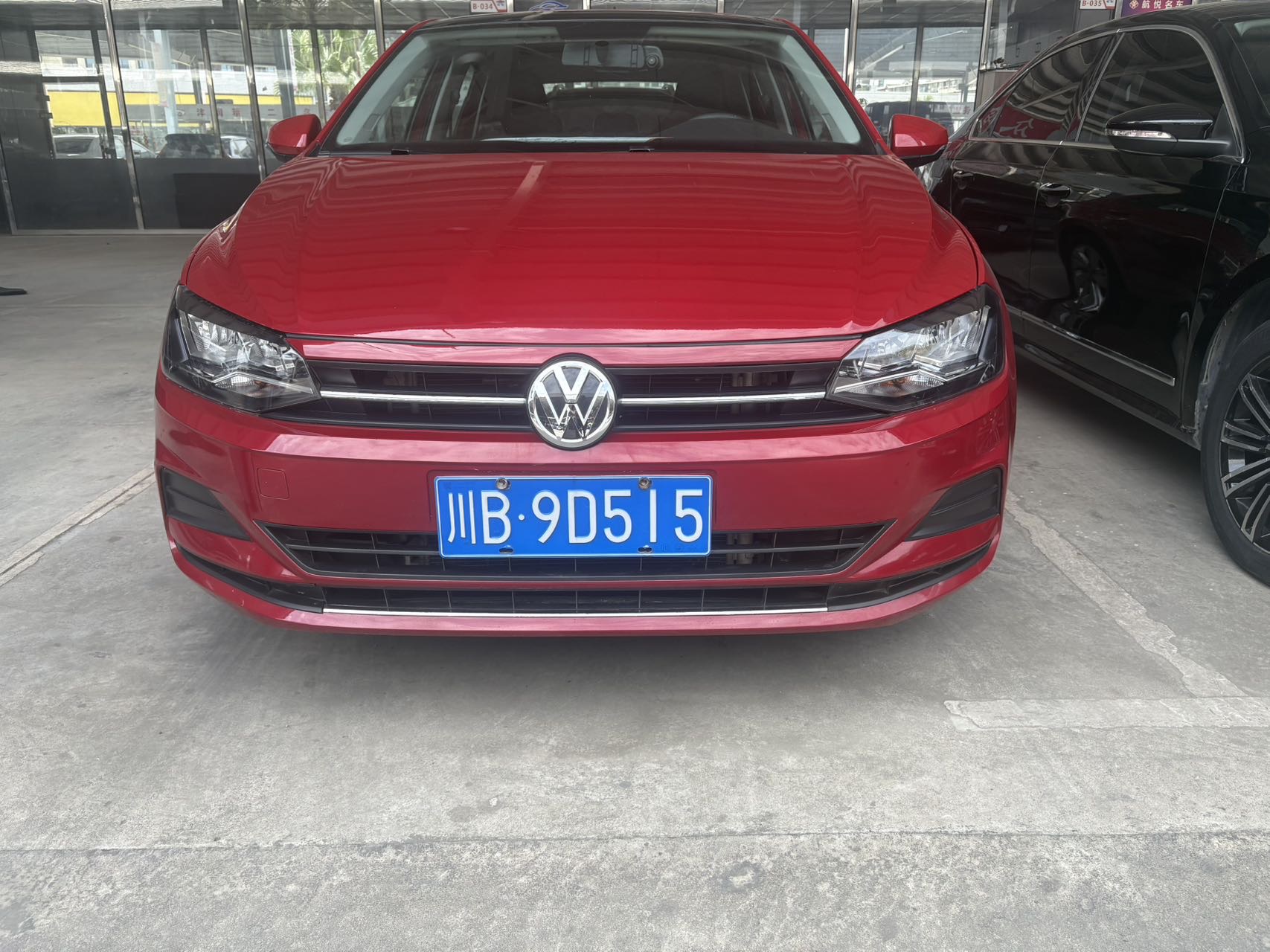 Volkswagen Polo 2021 car image #2