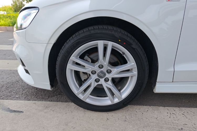 Audi A3 2019 #9 Audi A3 2019 car image #9