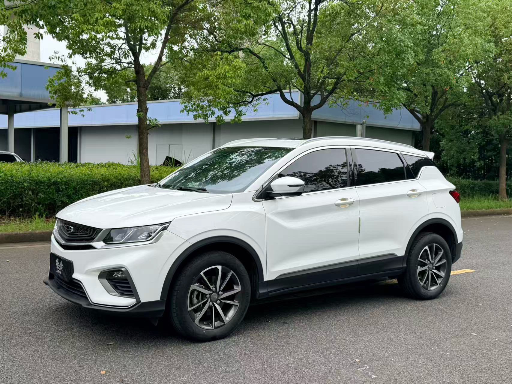GEELY Coolray 2021 car image 