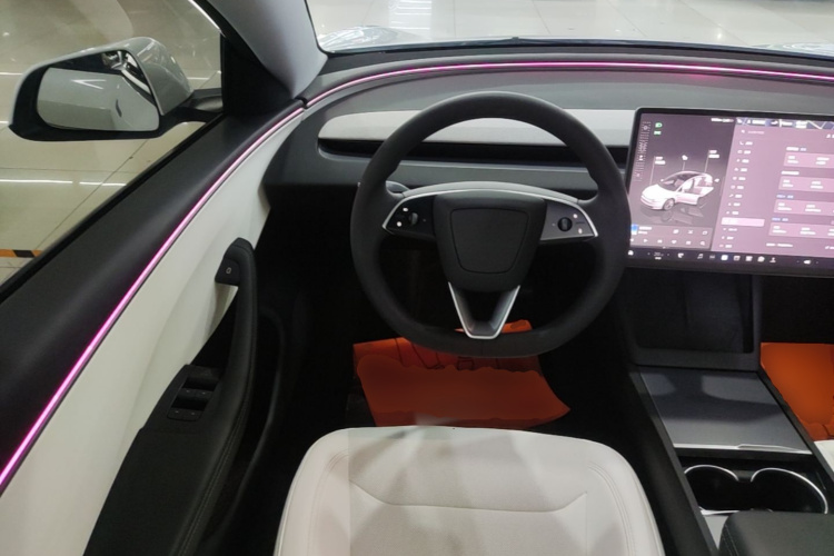 Tesla Model 3 2025 #11 Tesla Model 3 2025 car image #11