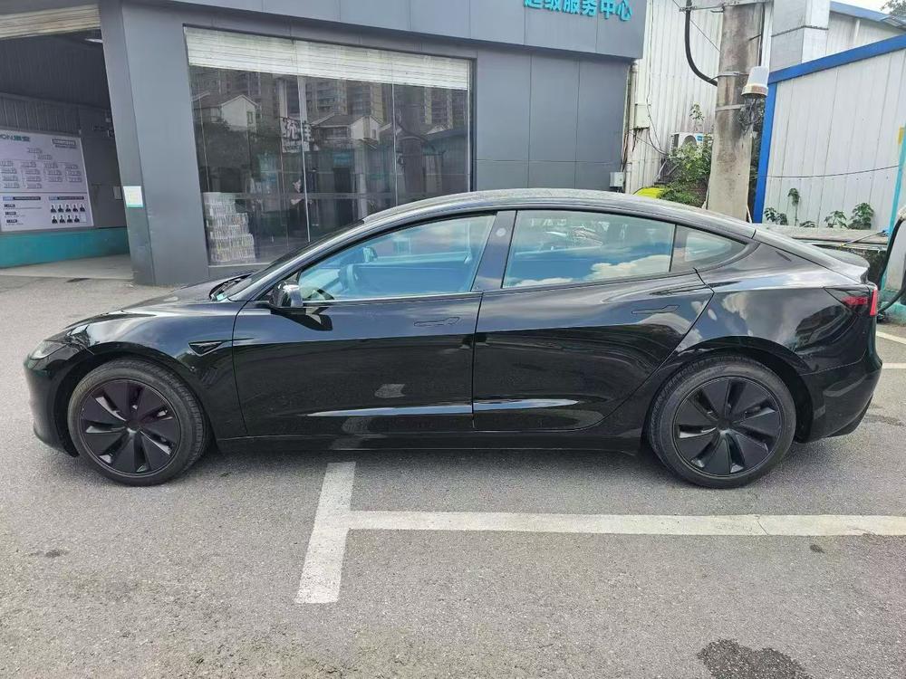 Tesla Model 3 2026 #4 Tesla Model 3 2026 car image #4
