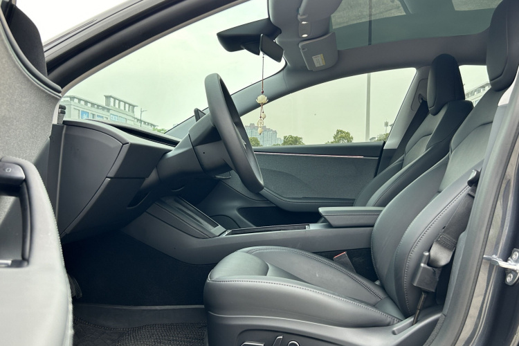 Tesla Model 3 2025 #11 Tesla Model 3 2025 car image #11