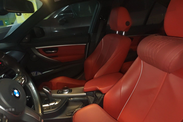 BMW 3 Series 2019 car image #17