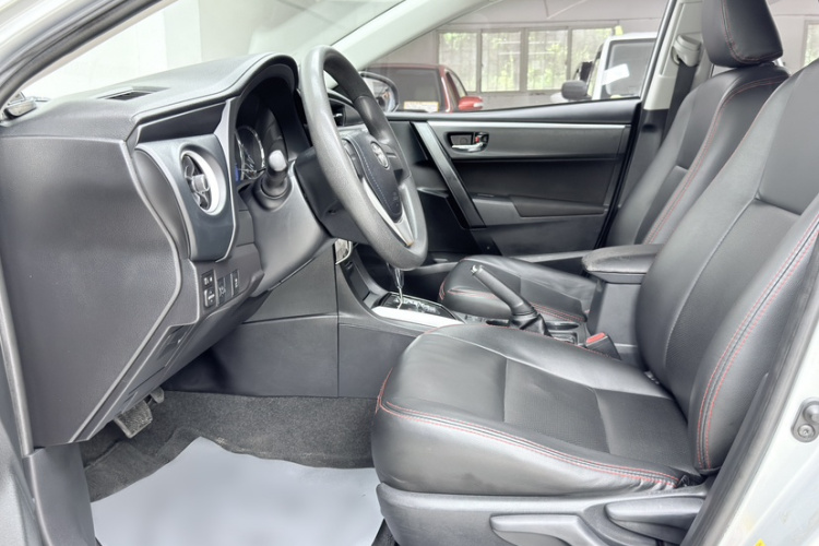 Toyota Corolla 2017 #12 Toyota Corolla 2017 car image #12