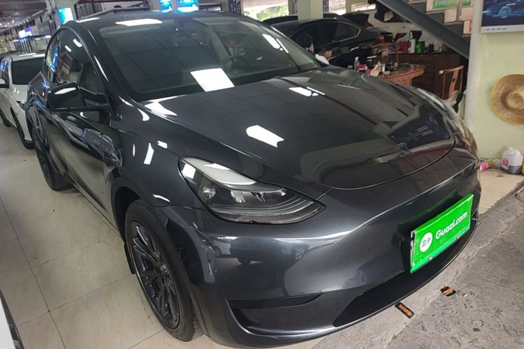 Tesla Model Y 2024 #4 Tesla Model Y 2024 изображение автомобиля #4
