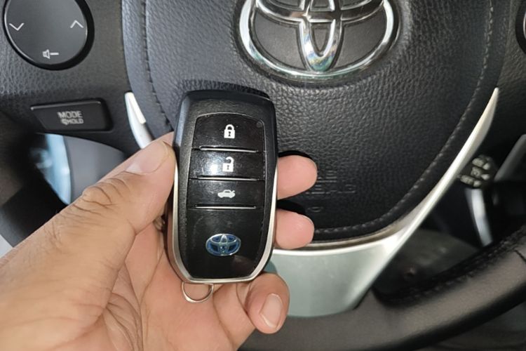 Toyota Corolla 2018 #9 Toyota Corolla 2018 car image #9