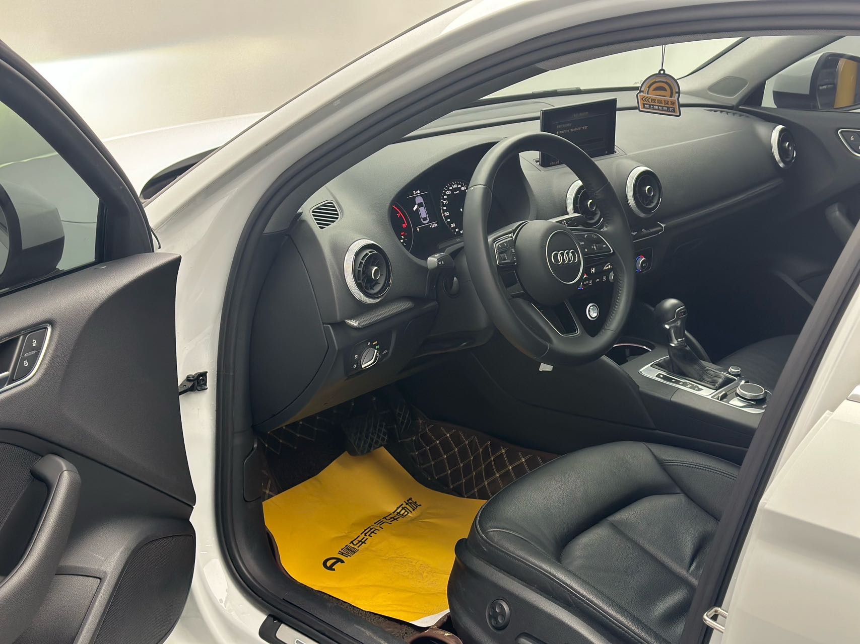 Audi A3 2019 #11 Audi A3 2019 car image #11