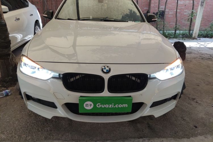 BMW 3 Series 2018 #3 BMW 3 Series 2018 car image #3