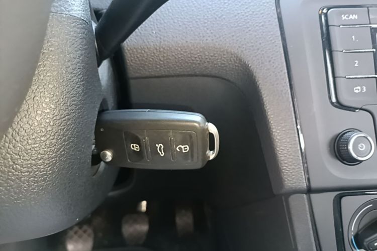 Volkswagen Santana 2019 #9 Volkswagen Santana 2019 car image #9