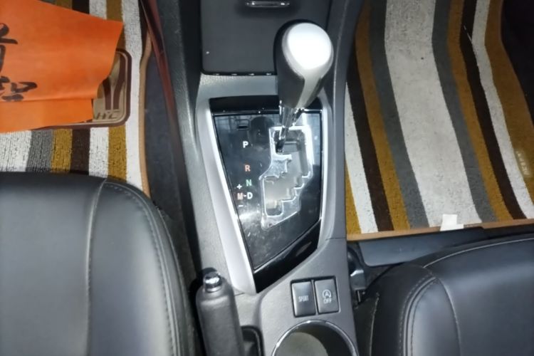 Toyota Corolla 2018 #14 Toyota Corolla 2018 car image #14