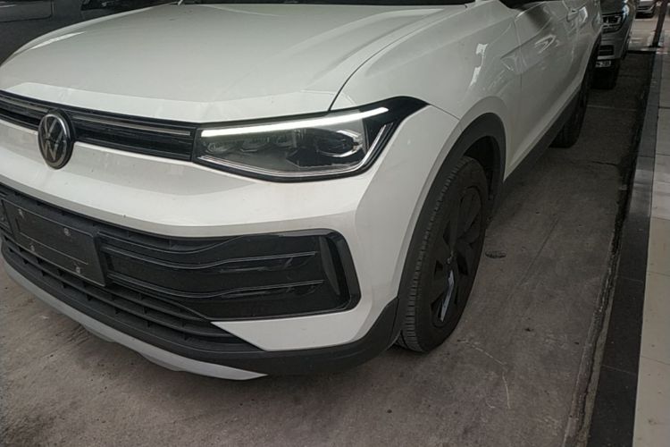 Volkswagen Tharu 2025 صورة سيارة #23