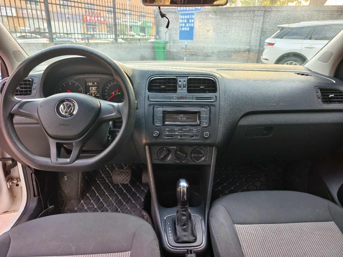 Volkswagen Polo 2017 #6 Volkswagen Polo 2017 car image #6