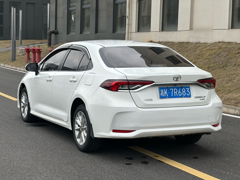 Toyota Corolla 2023 car image #6
